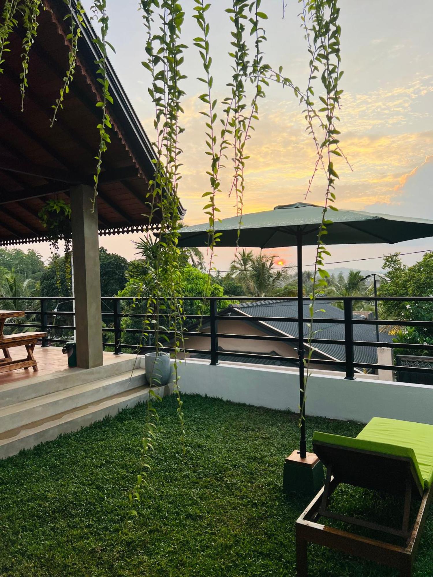 Sunset Bay Bed & Breakfast Dikwella Ngoại thất bức ảnh